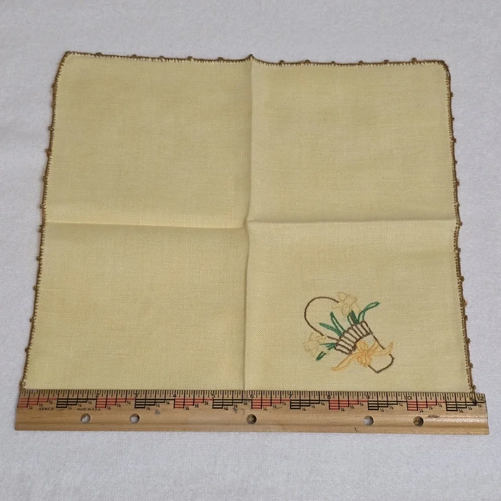 VTG Hand‎ Embroidered Linen Napkins Set of 4 Yellow Floral Basket Crochet Trim